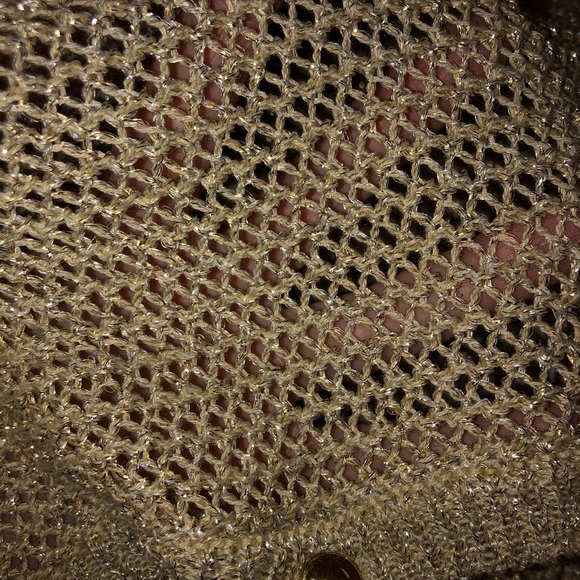 ❤️⤵️💰📦Long Sleeve Medium GOLD Shirt - Picture 6 of 7